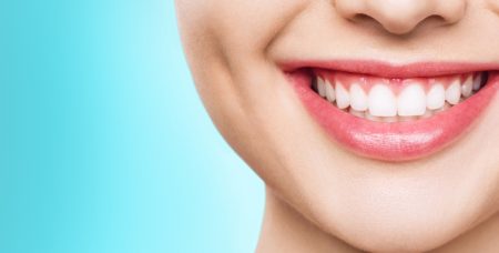 El camino hacia una sonrisa perfecta Todo sobre el blanqueamiento dental